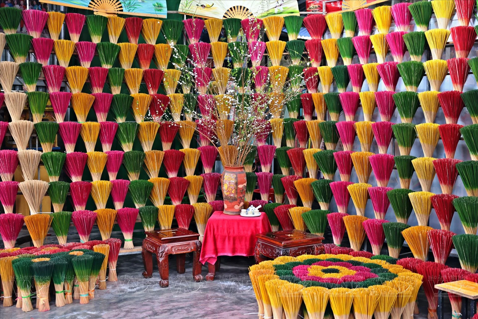 Thuy Xuan Incense Village in Hue, easily accessible after your phong nha to Hue journey