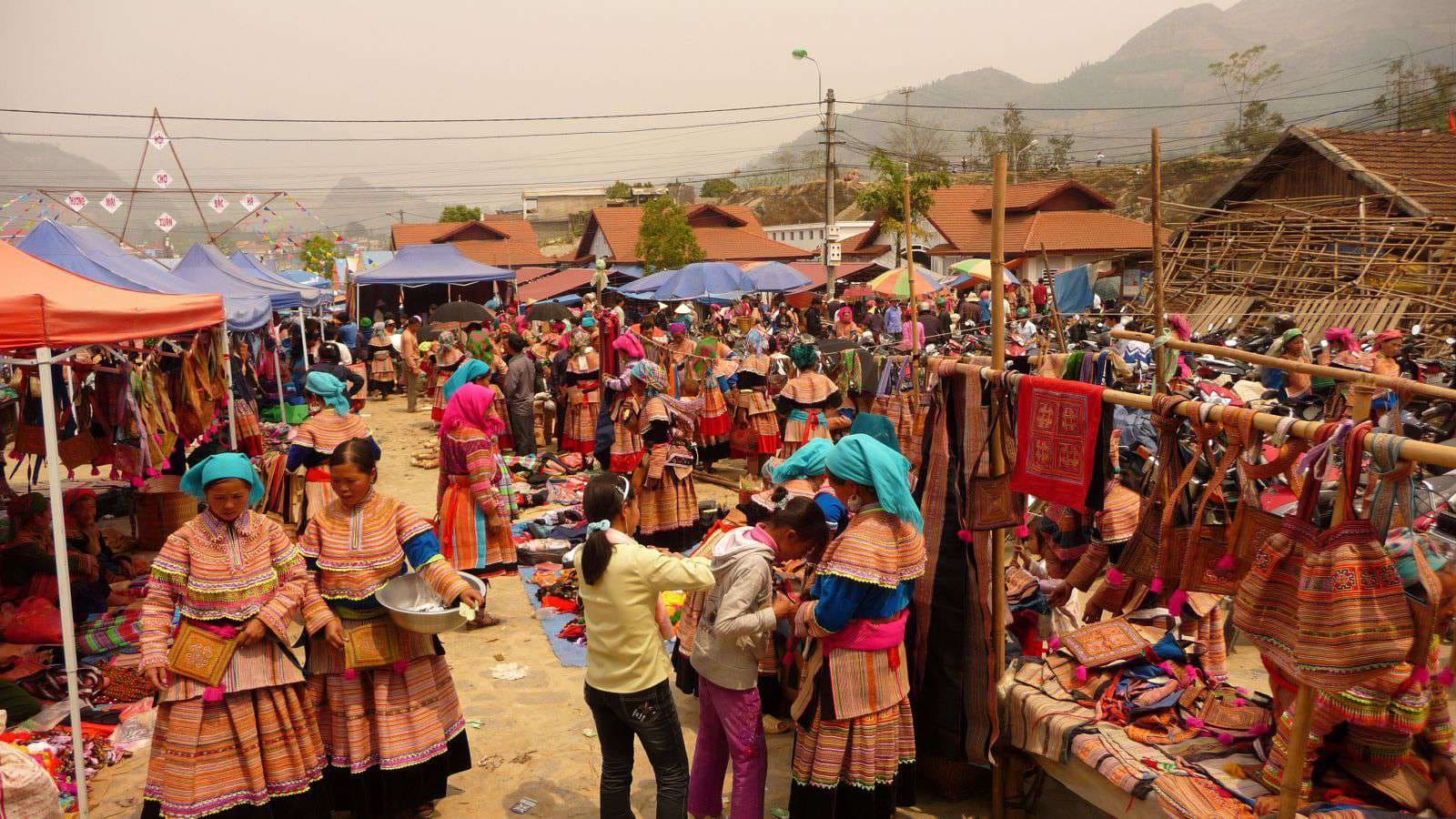 Vibrant ethnic market in Sapa, easily accessible for tourists traveling by Ha Long Bay to Sapa bus